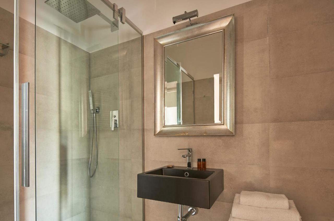 3 Master Bedrooms With Balcony On The River With Views Florenz Exterior foto