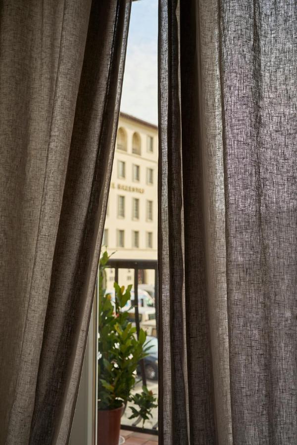3 Master Bedrooms With Balcony On The River With Views Florenz Exterior foto